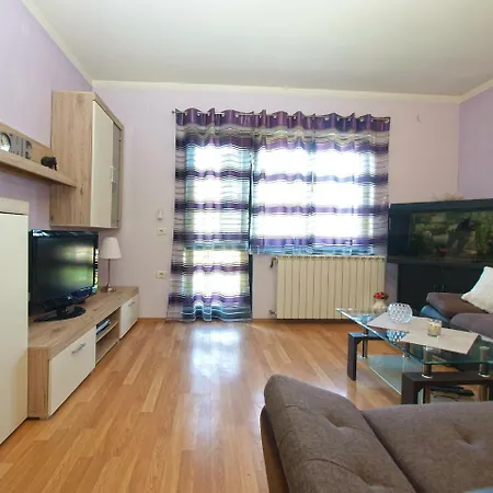Appartement Nadia 1844 Pula