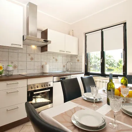 Appartamento Nadia 1844 Pola