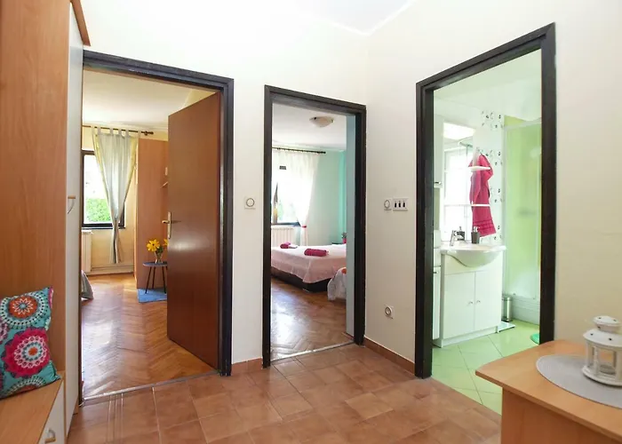 Apartment Nadia 1844 *